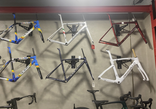 是的，一个车架就接近5万了