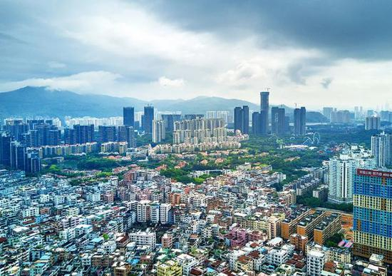 白石洲 深圳最大城中村（资料图，图片来源：视觉中国）