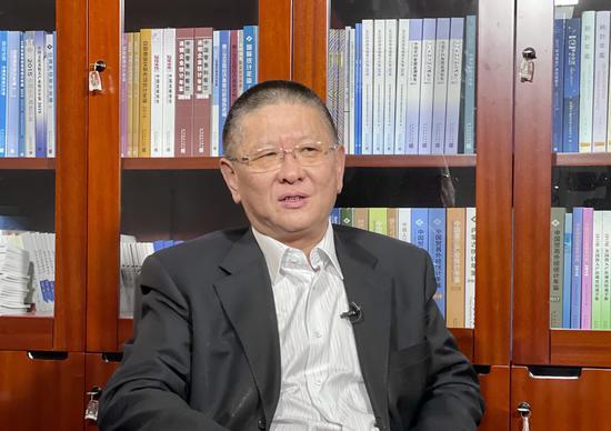 国务院第七次全国人口普查领导小组办公室主任，国家统计局副局长李晓超