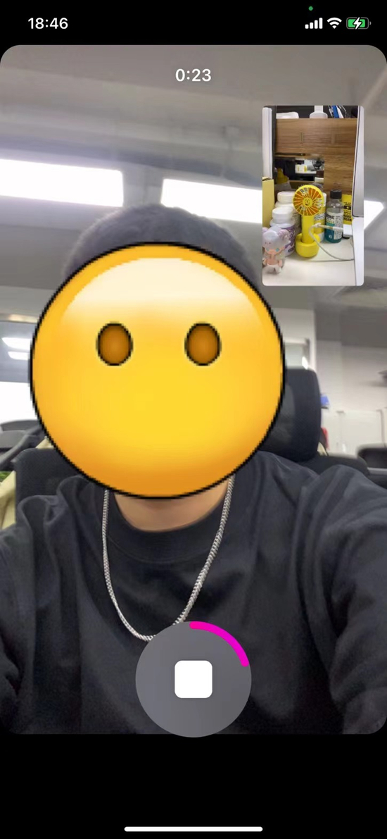 Instagram的“Dual”功能