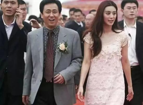 范冰冰为恒大站台