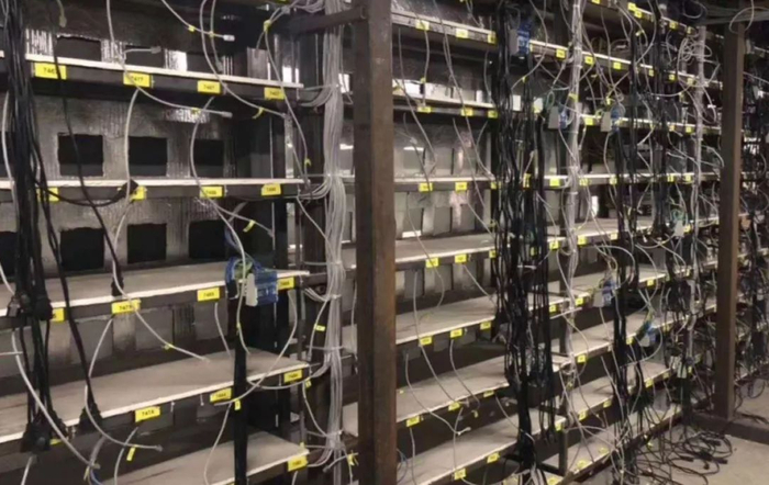 一位中国矿主在伊朗部署的矿场（图片来自网络）