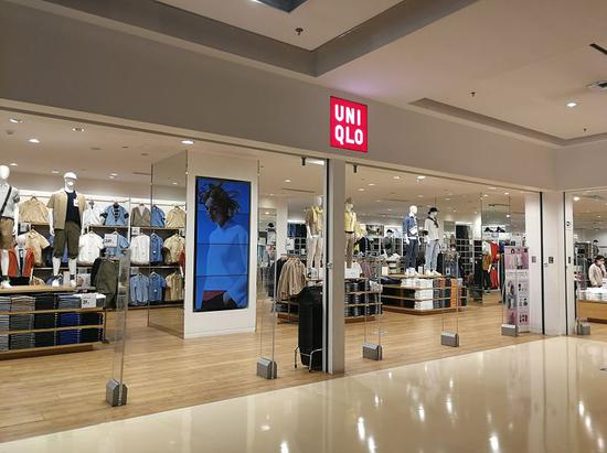 朝阳大悦城优衣库门店依然门可罗雀。摄影/《财经》记者马霖