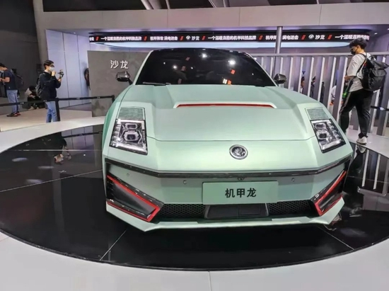 沙龙机甲龙全车搭载四颗激光雷达