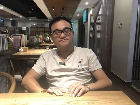 面对记者，谭秦东说：“那个地方，我今生不入”