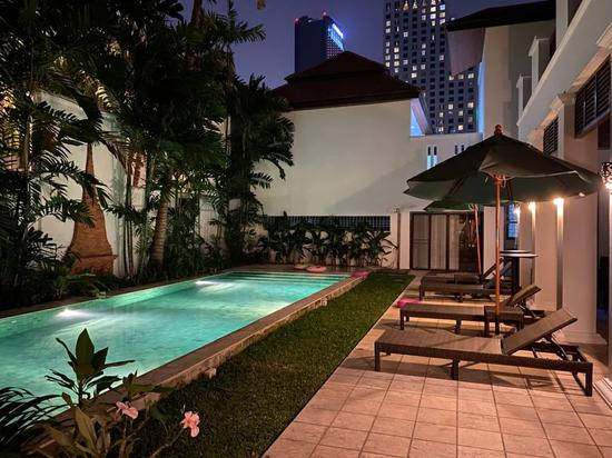 文鑫在泰国曼谷的高端民宿 受访者供图