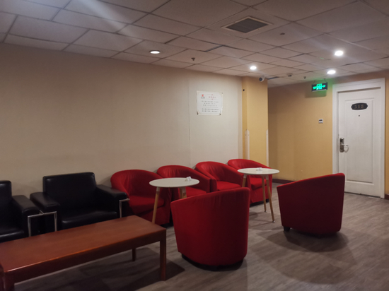 荣大快印店内的休息区。&nbsp;新京报贝壳财经记者&nbsp;李云琦&nbsp;摄