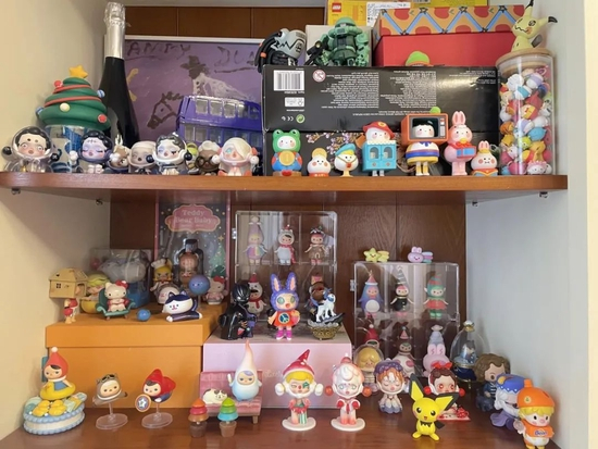 　邓思嘉和夏一微的展柜 图/受访者提供