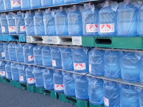 ▲浙江饮用水生产的娃哈哈桶装水。（受访者供图）