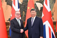 习近平会见英国首相斯塔默