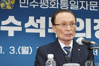 韩前国务总理李海瓒在越南去世，详情：出发前出现类似流感症状，病情恶化后准备返韩，候机时呼吸困难送医