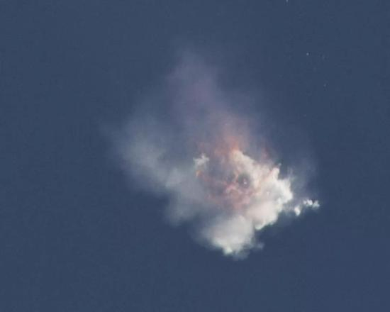 ▵&nbsp;SpaceX可回收火箭发射后凌空爆炸