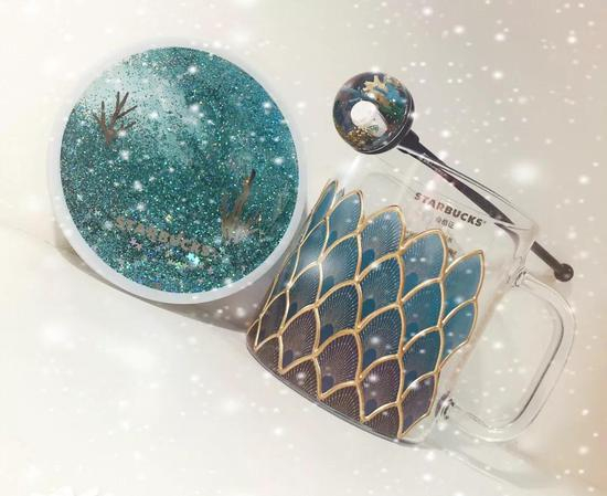 2018年中秋推出的限量版兔子杯