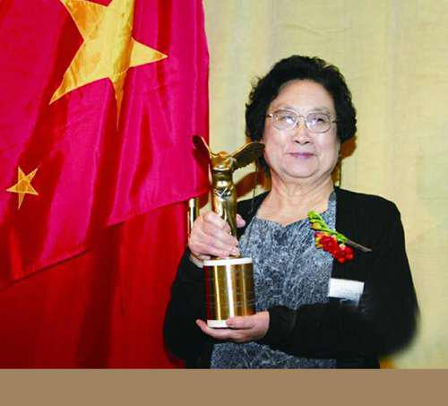 屠呦呦领取拉斯克奖