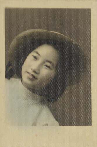 1949年，高中时代的屠呦呦