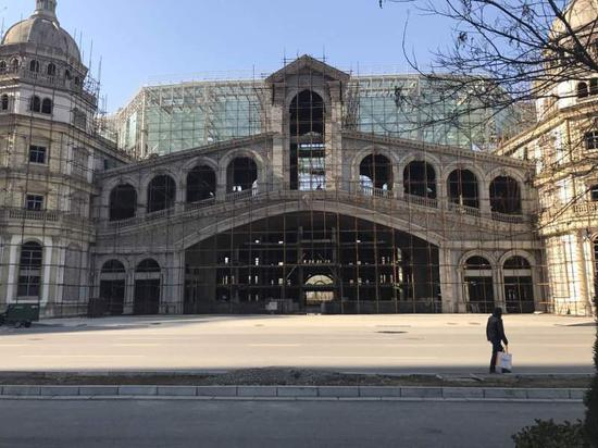 （已停工两年多的祥云国际）