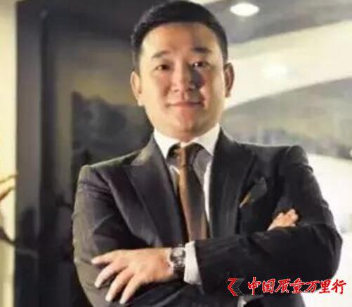 　　清晨生物董事长李权恒