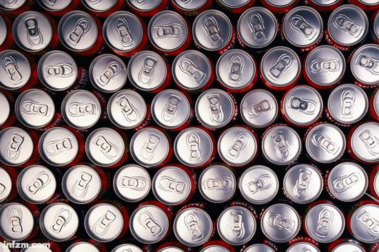 美国铝业一度是该国工业强大的象征之一，但随着中国同行的崛起，全美铝生产商已从23家削减至5家。（视觉中国/图）&nbsp;