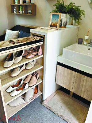 18平方米公寓的客厅局部景观。