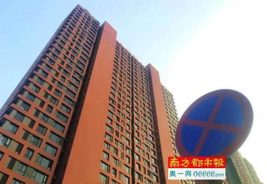 　东莞再为限购政策打“补丁”。住建局并非“加码”，而是对“4·10”政策的细化和明确。南都记者&nbsp;陈奕启&nbsp;摄