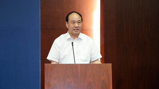 集团党委书记石柯主持重组大会
