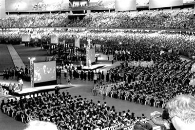 小林在澳洲参加的研究生毕业典礼&nbsp;受访者供图