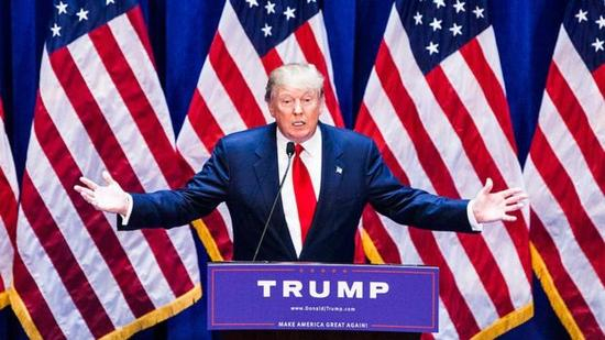 在竞选活动中，特朗普曾警告美国有一些指标显示其是欠发达国家