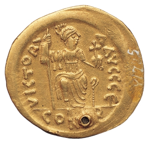 ▲陕西咸阳底张湾出土的东罗马金币。中国国家博物馆藏