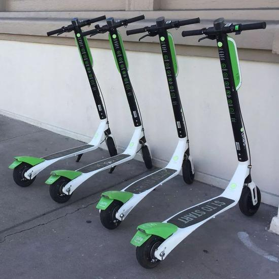 ▲&nbsp;在美国各大城市疯狂生长的滑板电动车&nbsp;图源：Tekla Perry