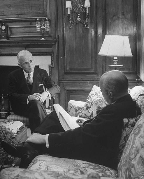 Charles Merrill和Winthrop H. Smith，来源网络