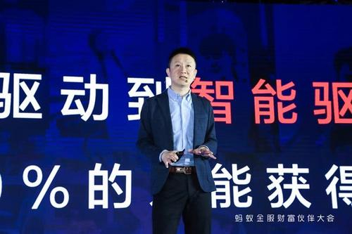 （黄浩，图片源自网络）