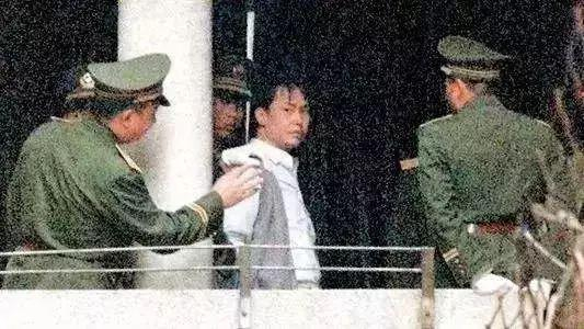 执行枪决前的张子强，广州，1998年