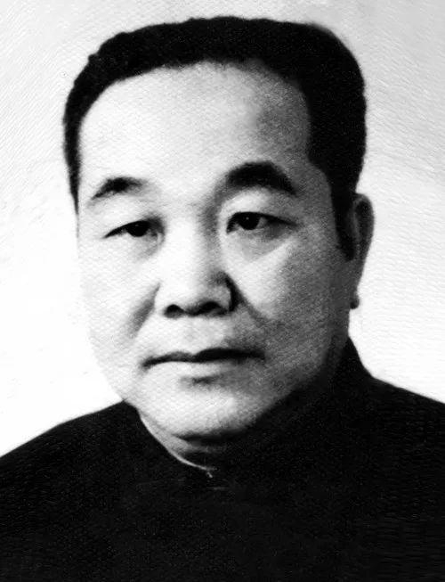 　　何松亭