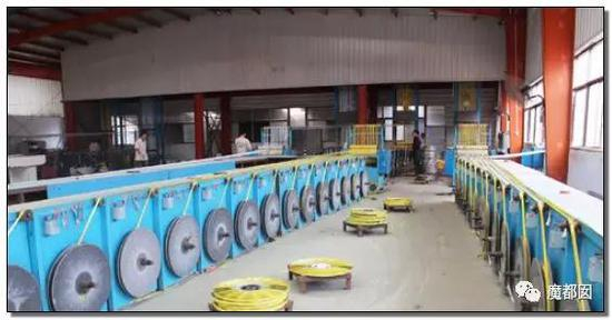 要么就是在销售钢卷尺。