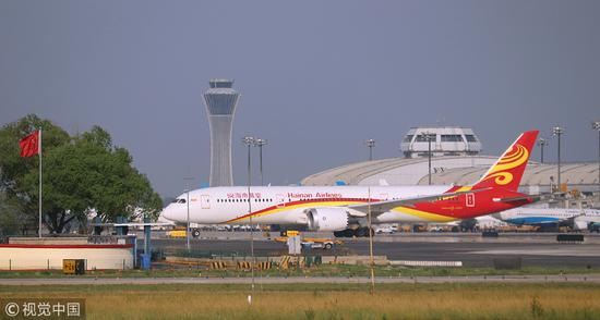  （海南航空波音787飞机 图/视觉中国）