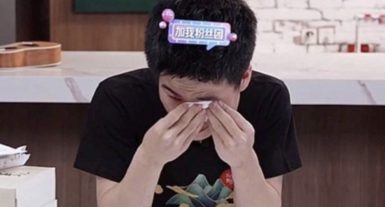 董宇辉直播情绪失控