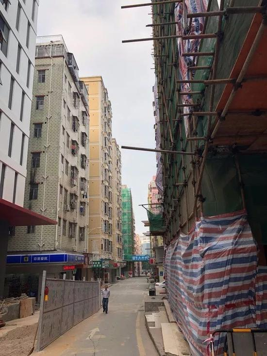 岗头新围仔村改造现场 &nbsp;中房报记者 翁晓琳/摄