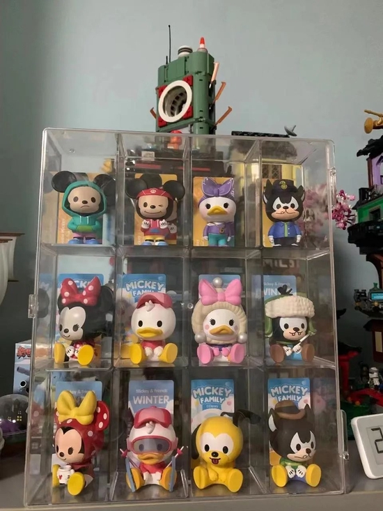 　　于际虹是泡泡玛特迪士尼系列的忠实拥趸 图/受访者提供