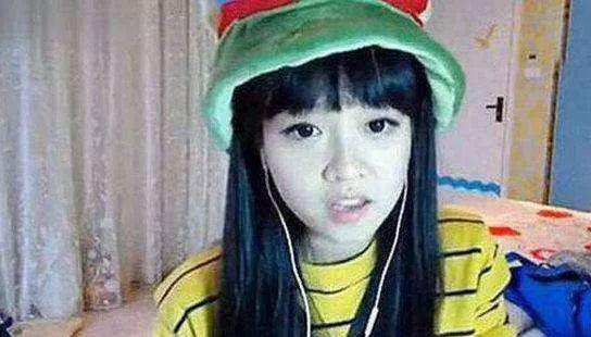 冯提莫早期直播间截图