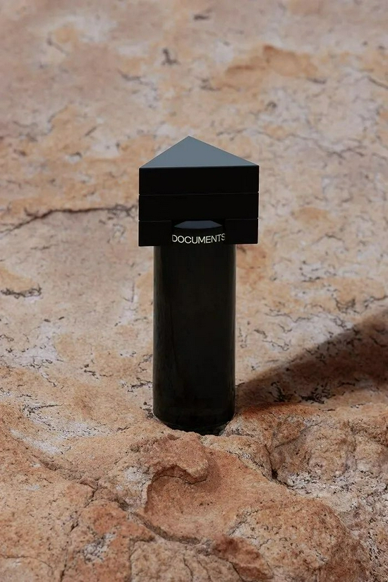 图片来源：DOCUMENTS闻献