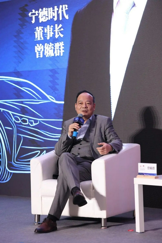 图为：上海交通大学‘C计划’走进校园系列活动，沈南鹏对话曾毓群现场