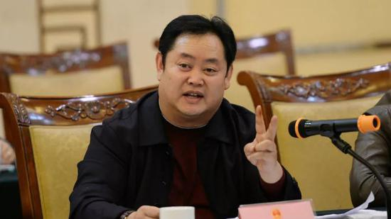 封面题图|邵仲毅