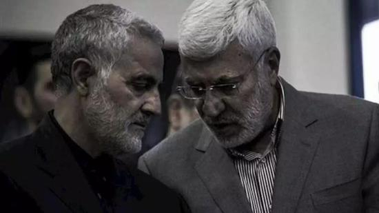  空袭中死亡的穆罕迪斯和苏莱马尼（资料图，来源：新闻联播）