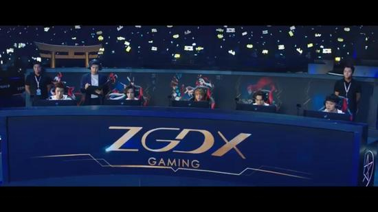 《你微笑时很美》预告片丨图源官博