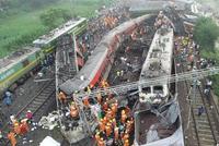 每年发生上万起事故,造成超1万人死亡,印度火车为何成“全世界最不安全”?
