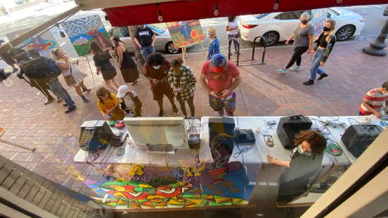 （THE MADE举办的地推活动）