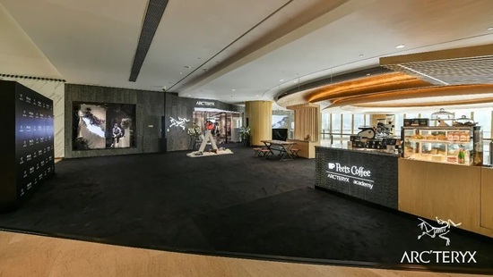 始祖鸟恒隆广场店是上海恒隆广场这座奢侈品地标第一个且唯一的户外运动品牌