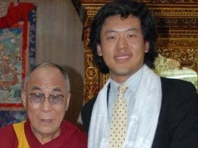 但在领英档案上，Ji Guo&nbsp;的记者生涯停止在&nbsp;2010&nbsp;年。