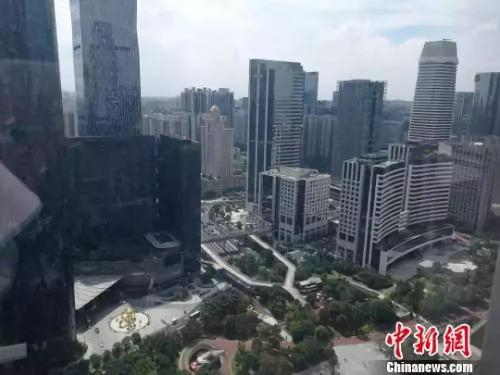 图为广州楼房。唐贵江 摄
