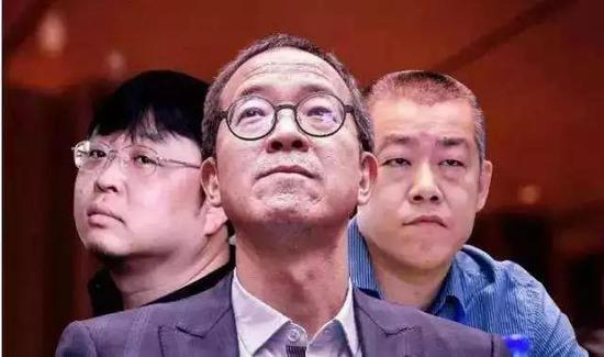 东方三幻神：俞敏洪（中）、罗永浩（左）、李笑来